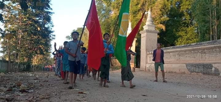 kayaprilnyein1's tweet photo. Today protest movement in defiance of Military dictatorship was marched by pro democracy residents in the southern part of Myaing Township.

#WarCrimesOfJunta #Dec26Coup
#WhatsHappeningInMyanmar https://t.co/Lycht9Rfd3