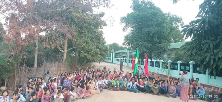 kayaprilnyein1's tweet photo. Today protest movement in defiance of Military dictatorship was marched by pro democracy residents in the southern part of Myaing Township.

#WarCrimesOfJunta #Dec26Coup
#WhatsHappeningInMyanmar https://t.co/Lycht9Rfd3