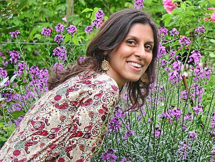 Amandalavan1's tweet photo. Today thousands of people around the world are thinking of Nazanin Zaghari-Ratcliffe. It is her 43rd #birthday. Unfortunately,her 6th away from Richard & Gabriella where her heart is. #FreeNazanin has touched the hearts of millions but not the hearts of those holding her #hostage https://t.co/Wf7EqMUk6b