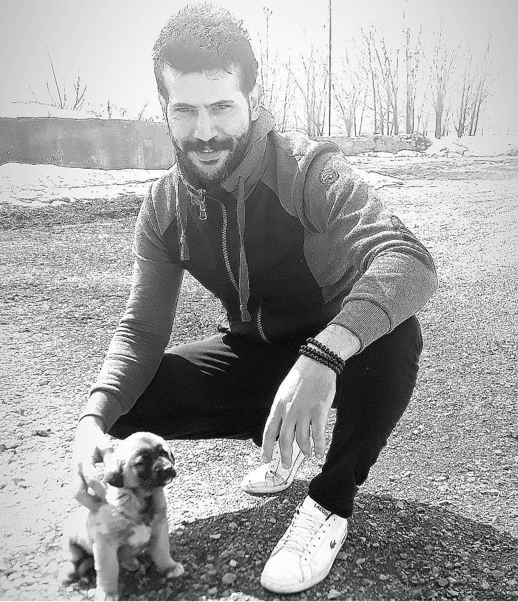 Riciric14's tweet photo. #hayvanimadokunma
#SOKAKHAYVANLARISAHİPSİZDEĞİL https://t.co/EaGsRSxdhr