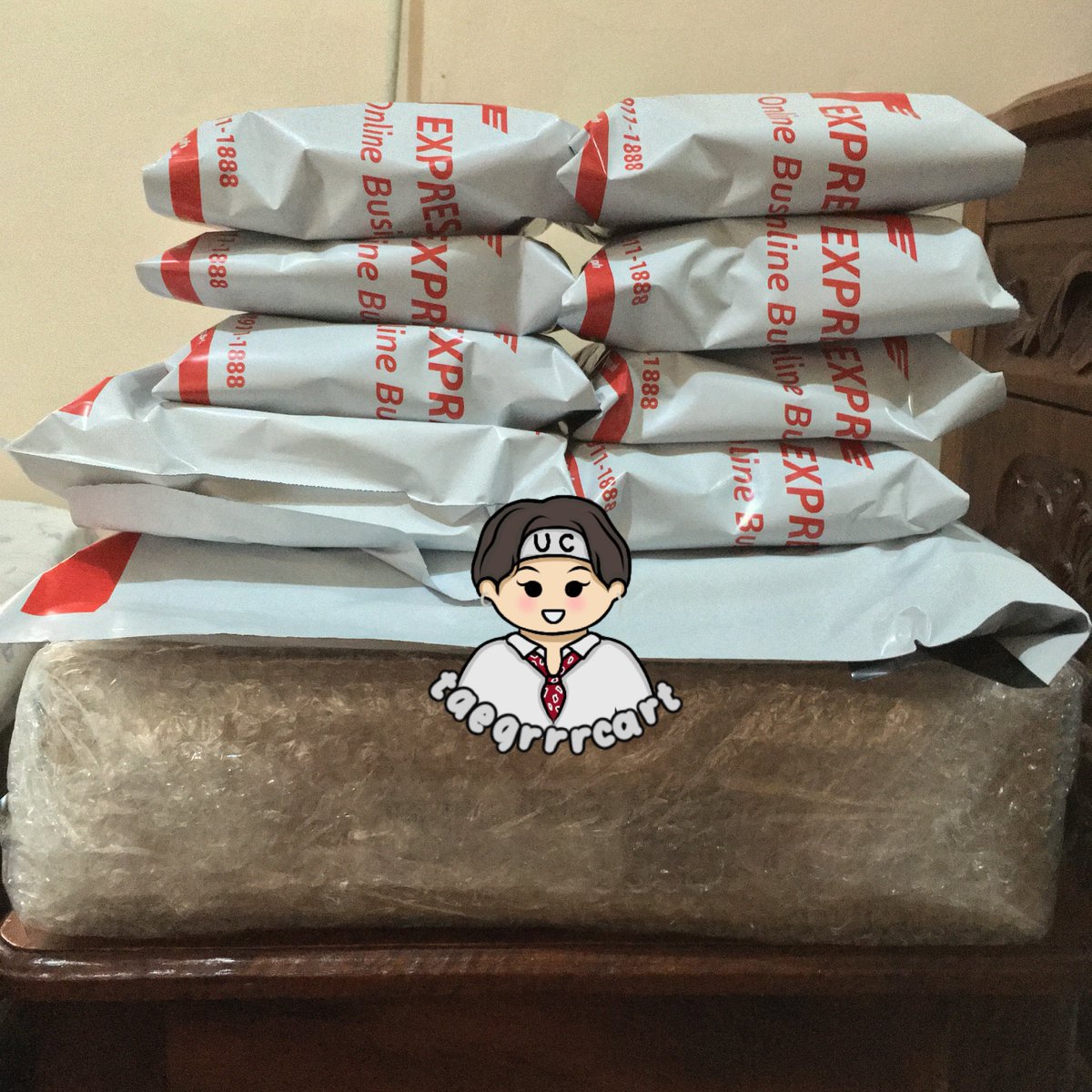 taegrrrcart's tweet photo. ⋆⁺₊⋆✷ ꒰ #taegrrrupdates ꒱
🖇 re: 8th ARMY KIT tingi
As of Dec. 26, 2021
𓂋 Packed na po lahat. Kindly check your DMs. Will only schedule a pick-up for tomorrow and on dec. 30. You can also checkout on 1.1 hehe just let me know po. Thank you! https://t.co/xVMGzUjik6