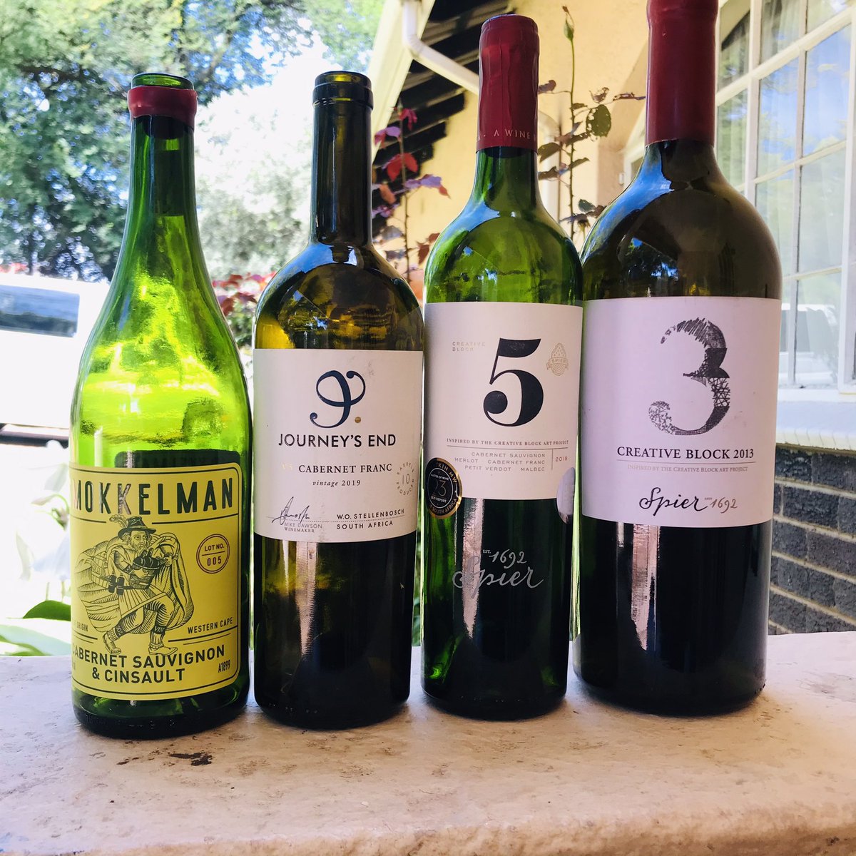 Mahansini_Ntsak's tweet photo. My version of #ChoiceAssorted Christmas indulgence. What a treat these wines were. Thank you @Mandla_Patson for coming through and spending the day with your family alongside mine👌🏾 https://t.co/N4QMCurmKk