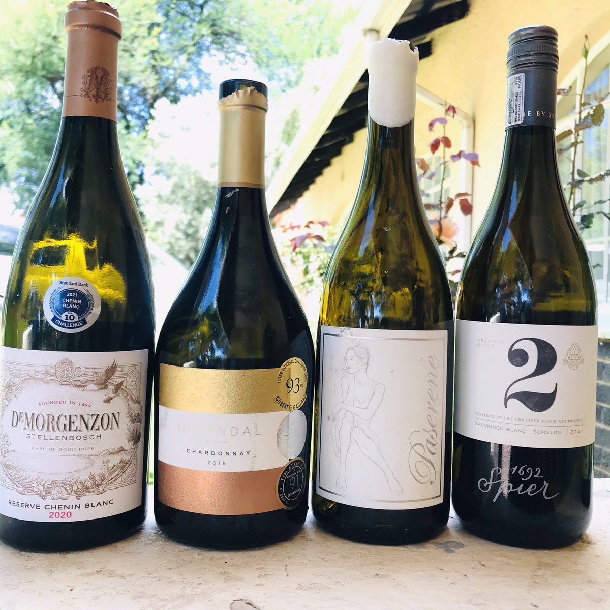 Mahansini_Ntsak's tweet photo. My version of #ChoiceAssorted Christmas indulgence. What a treat these wines were. Thank you @Mandla_Patson for coming through and spending the day with your family alongside mine👌🏾 https://t.co/N4QMCurmKk