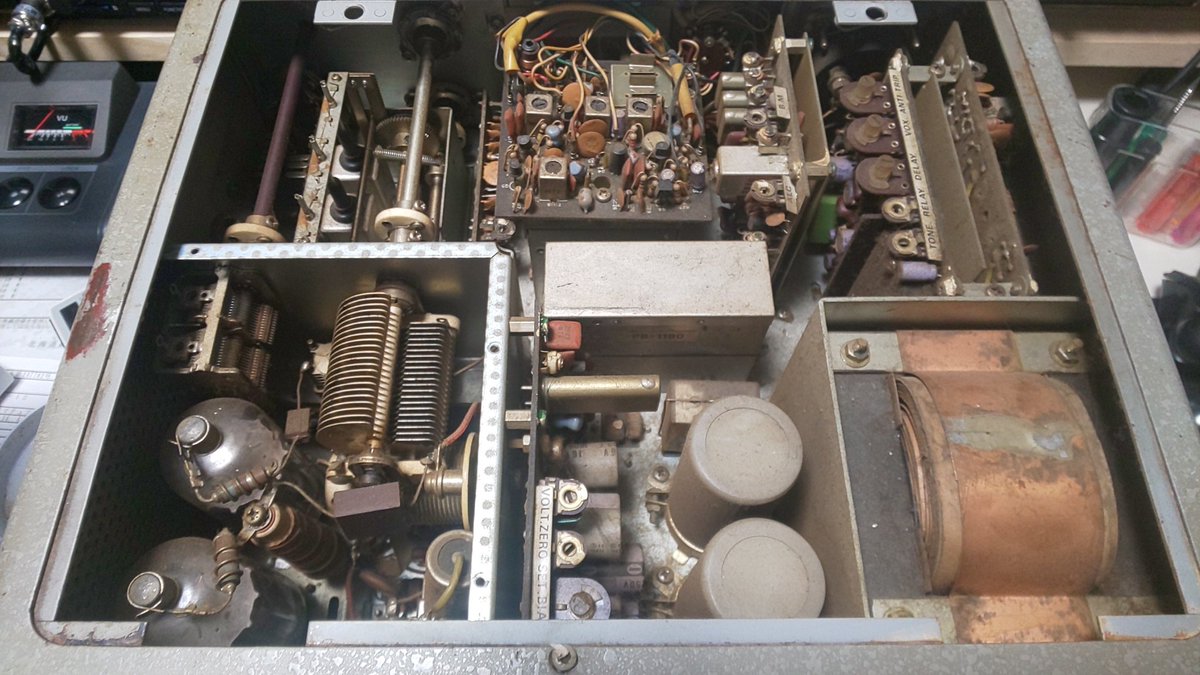 CvIM56QWr6cX93j's tweet photo. さて…敵は手強いぞ…
40年前の名機蘇るか？
#FT101 #ヤエス https://t.co/tqpkgKmshe