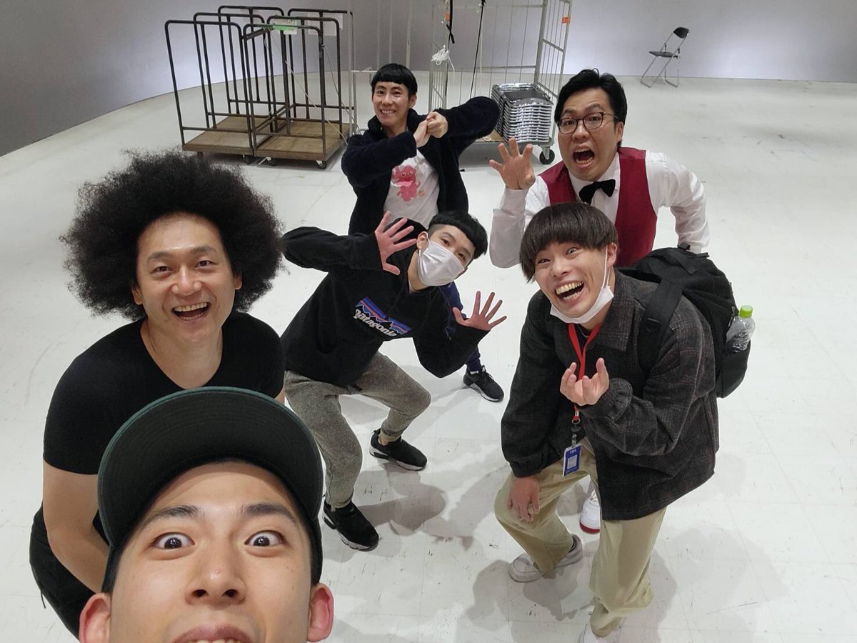 chiro156's tweet photo. こんにチロです
爆笑ターンテーブル観て頂きありがチロございます😆
RGさんとまさかのコラボ❗️
リハも打ち合わせもほぼないでRGさんが本番で言ったのをやると言うシンプル😅
かなり疲れましたかが、たのチロくてよかった😚
RGさんありがチロございます😁🙇🏻‍♂️
またコラボできたらいいなぁ♪
バイバイボー https://t.co/sL6waJ9bKI