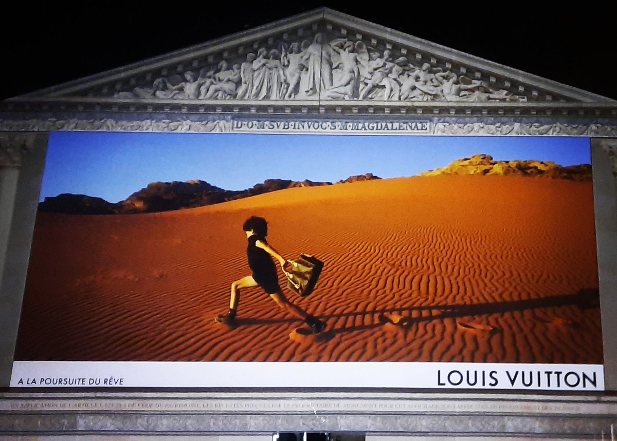 À la poursuite du rêve ... 
<a href="/LouisVuitton/">Louis Vuitton</a> 
<a href="/journeedureve/">Journée Mondiale Du Rêve / World Dream Day France</a> 

#reves #dreams #LouisVuitton #journeemondialedureve