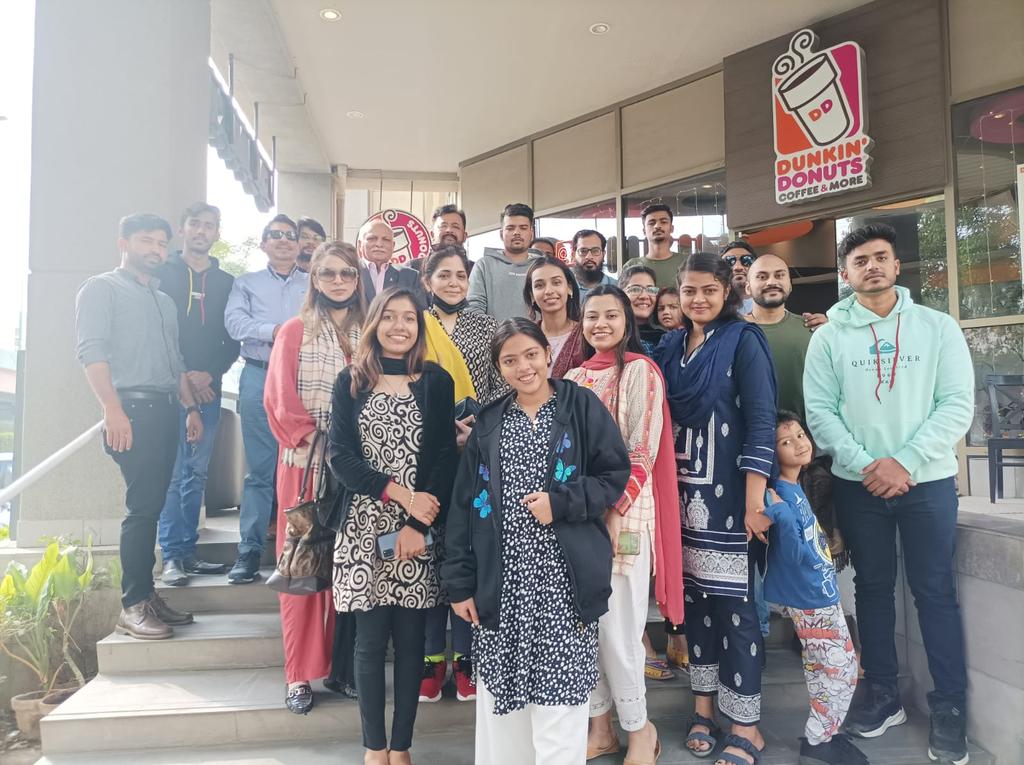 MajydAziz's tweet photo. Management Council of @MKPCGP
(MKP Corporate Group Pakistan) met DIVINE HOPE a Group of Catholic youth involved in social welfare
@efp_pak @SRaafiaA https://t.co/LAlbNMTVdc