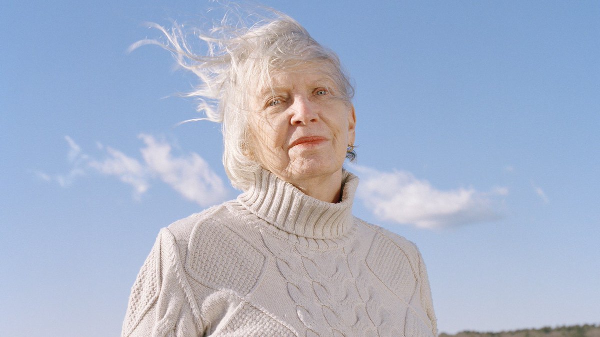 PWKidsBookshelf's tweet photo. Lois Lowry, who has lost a sister and a son, has spent decades writing about the pains of memory. Literature, she says, is “a way that we rehearse life" | @NewYorker https://t.co/JPDCuA8v4w https://t.co/hvjS5Fqdk2