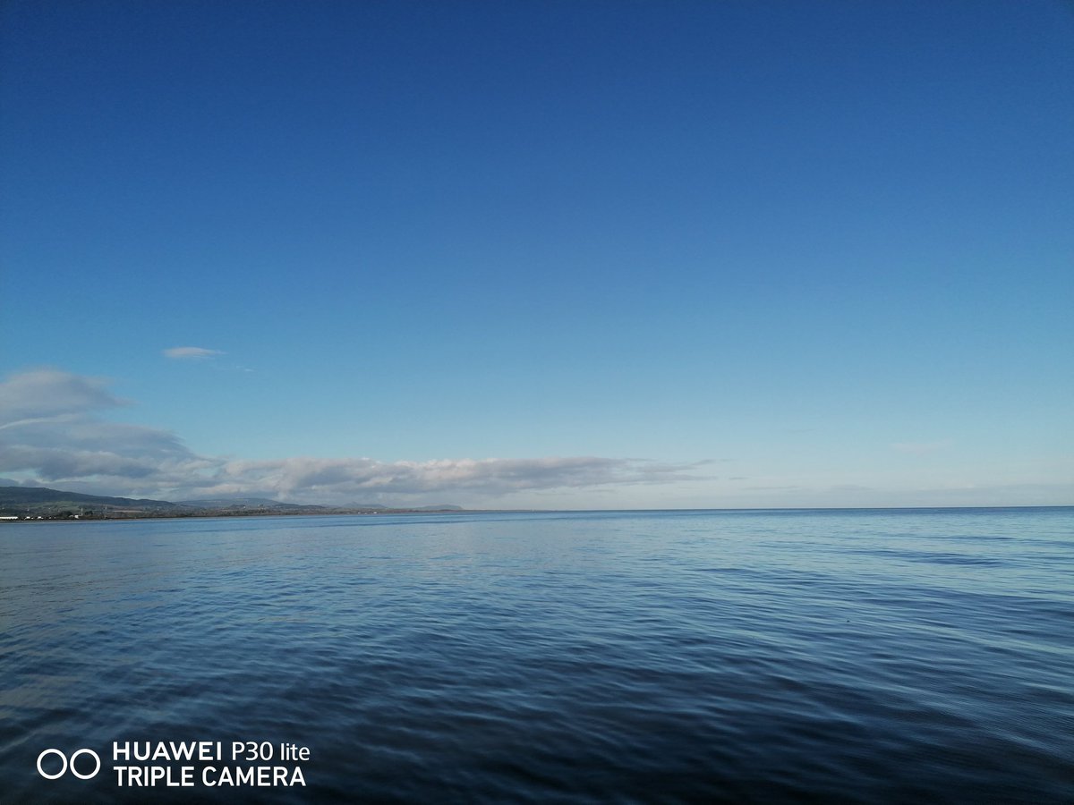 Bernieadufe's tweet photo. A swim & a stroll on the pier. Such a massive difference in the weather today. Calm waters & sunshine.
#StStephensDaySwim
#SwimmingTogs
#SwimmingToday
#SwimmingLife
#FunSwimming https://t.co/6npVeVICIo