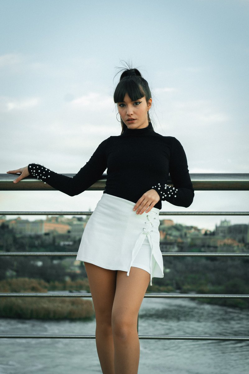 📸ELENA MARISCAL tweet media