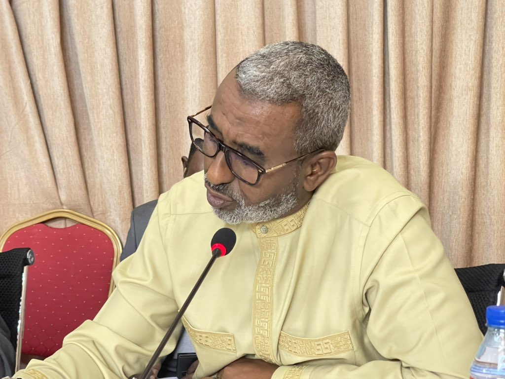 ANDjibouti's tweet photo. Réunion de la Commission des Finances, de l’économie générale et du plan
Les parlementaires ont commencé à examiner en commission le Projet de loi de Finances initiale n°142/AN/21/8ème L portant budget de l’Etat pour l’exercice 2022.
#ANDJ #DJ https://t.co/e1Cip4x1n5