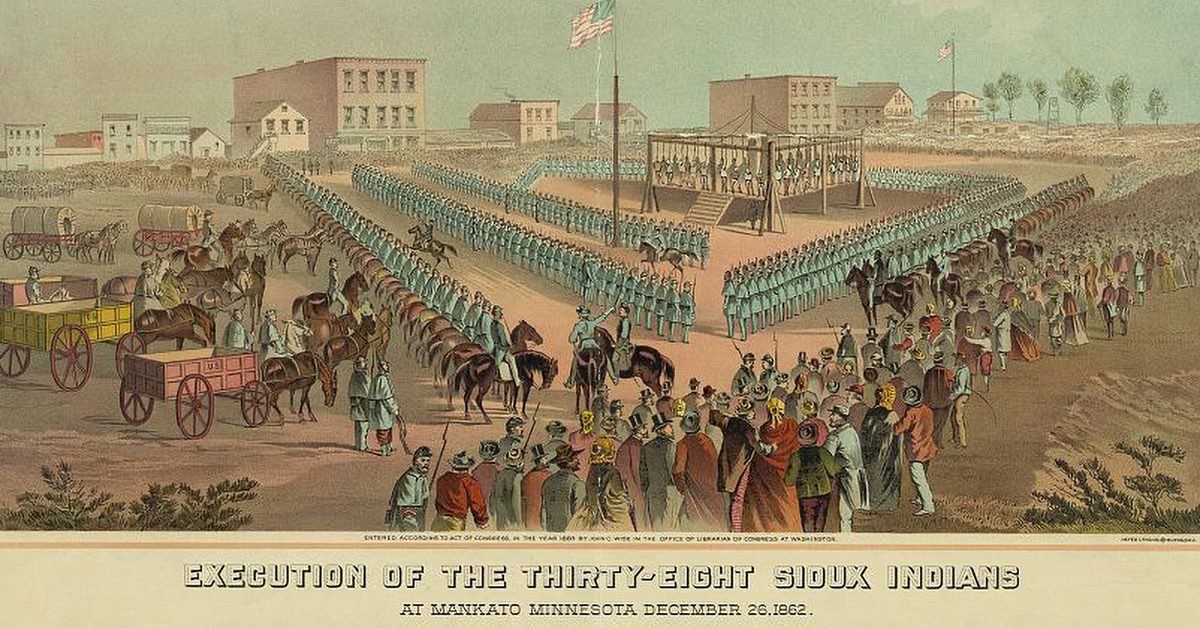 mahtowin1's tweet photo. On Dec 26, 1862, the largest mass execution in US history took place under the orders of Abraham Lincoln. 38 Dakota warriors were hanged in Mankato, MN. Their people had been dispossessed by settlers and were starving. +2 more men were captured and killed later. #Dakota38+2 https://t.co/McSjHp36ha