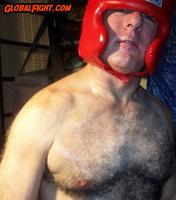 1 pic. Boxing Silverdaddy from https://t.co/uDvNgxouOP  --  #boxing #silverdaddy #balls #hairyballs #silverfox