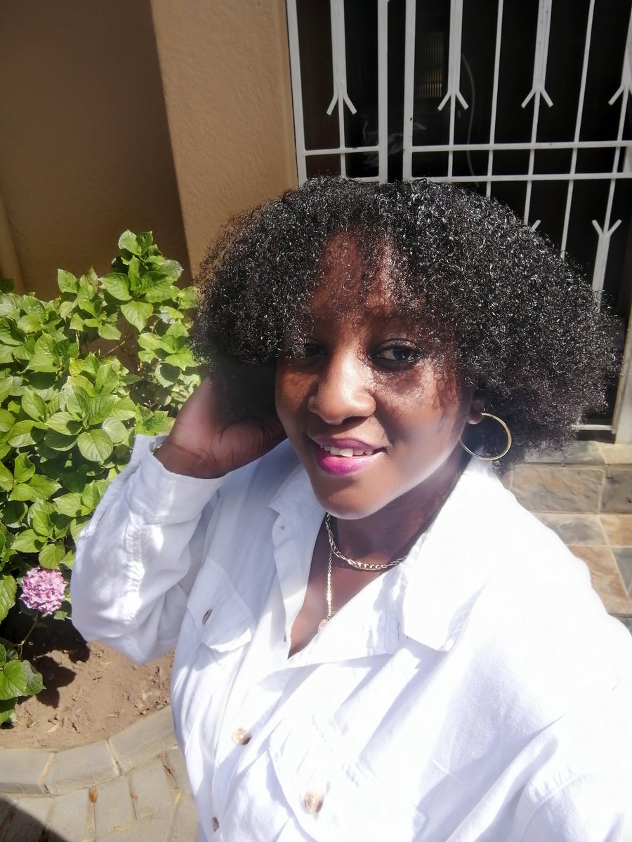 Fadzeym's tweet photo. ๐คI feel cute #grateful #blessed #naturalhairdiaries #afrobae #sundayvibes https://t.co/yfduttsryi