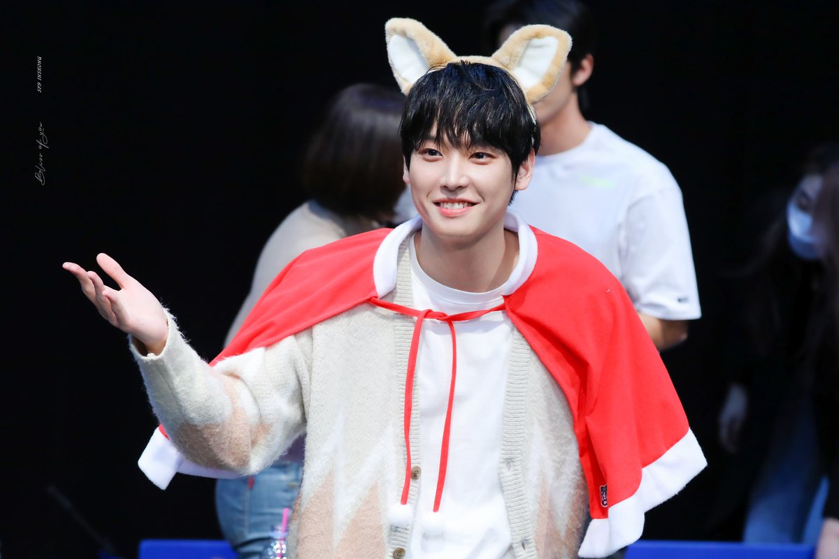 BlissofU_is's tweet photo. 211210
메리크리스마스
#INSEONG #SF9 #인성 #김인성 @SF9official https://t.co/d1NBGYHgmh