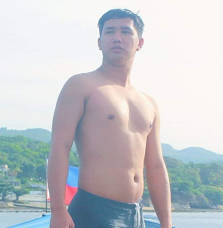 RalphArden's tweet photo. Nakakamis yung ganitong katawan ko. Soon 2022.😍😁 https://t.co/cqJLPbaH62