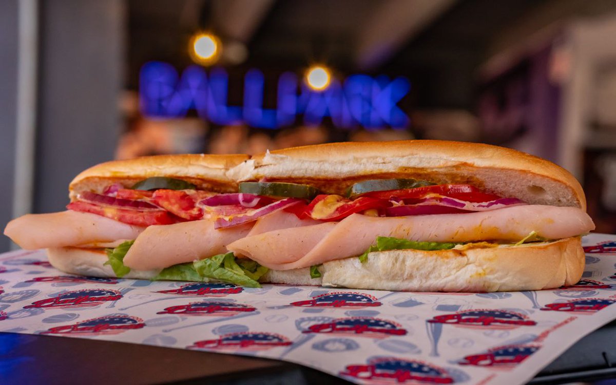 ballparkmcbo's tweet photo. Hoy domingo es de TODO A 4.99$ en @ballparkmcbo no te lo pierdas a partir de las 11.30 am 
https://t.co/Zu6RKOf4B4
Maracaibo zona norte en canta claro https://t.co/j7QMHtiRCb
