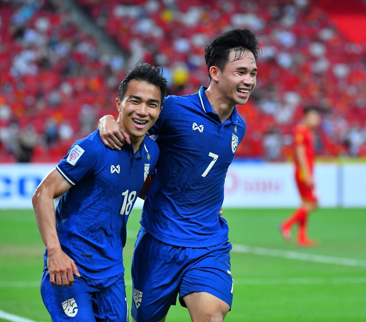 SiaranBolaLive's tweet photo. #FINAL #AFFSuzukiCup2020 

INDONESIA vs THAILAND

Leg1: 29 Des 2021 K.O 19.30 WIB
Leg2: 1 Jan 2022 K.O 19.30 WIB

LIVE RCTI, INEWS, VIDIO .COM

INDONESIA 💪 https://t.co/oUMQELZevn