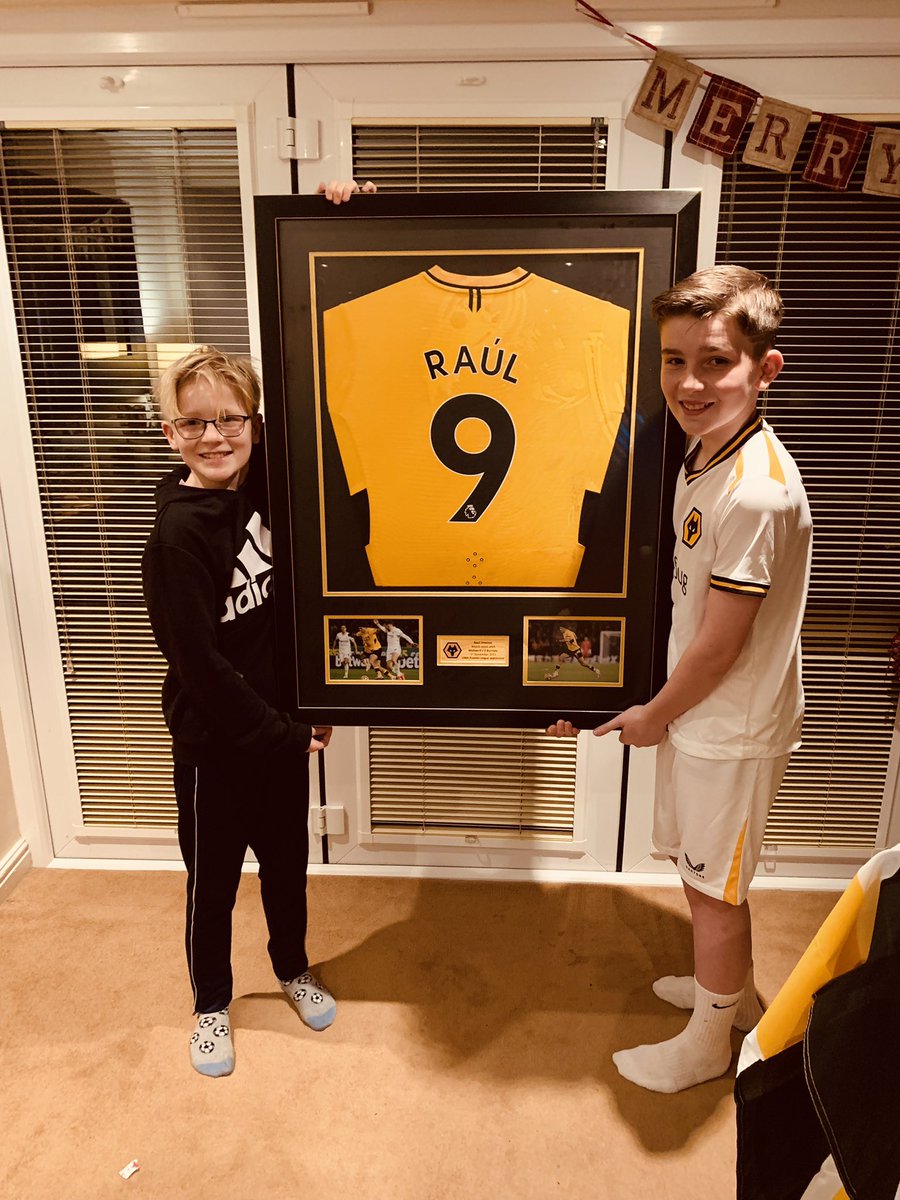 Two very happy boys, made up with the shirt! Fantastic job by <a href="/davetheframe/">David</a> Creative Framing, Wolverhampton, thank you very much!