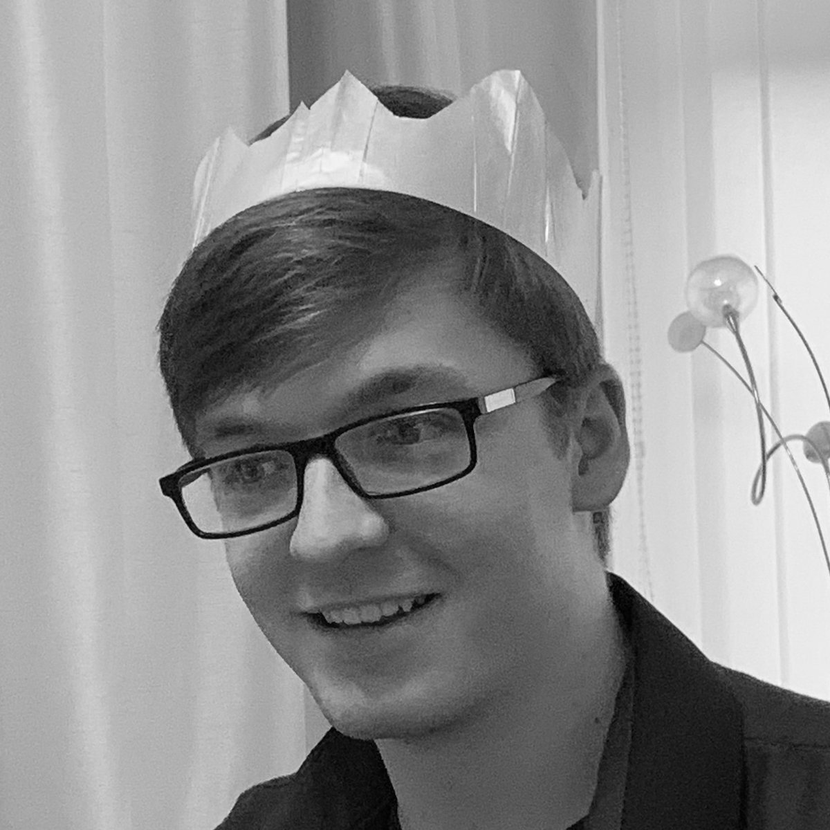 OrigamiDuck_'s tweet photo. Why were we born to suffer https://t.co/ttfTWCaDOQ