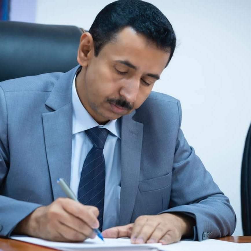 MsdadYd's tweet photo. مبروكين أهل شبوة على تغيير بن عديوه..
ألف ألف مبروووك لكم.
عيسى تعود شبوة إلى ما قبل بن عديوه... https://t.co/ypXYpbffPA