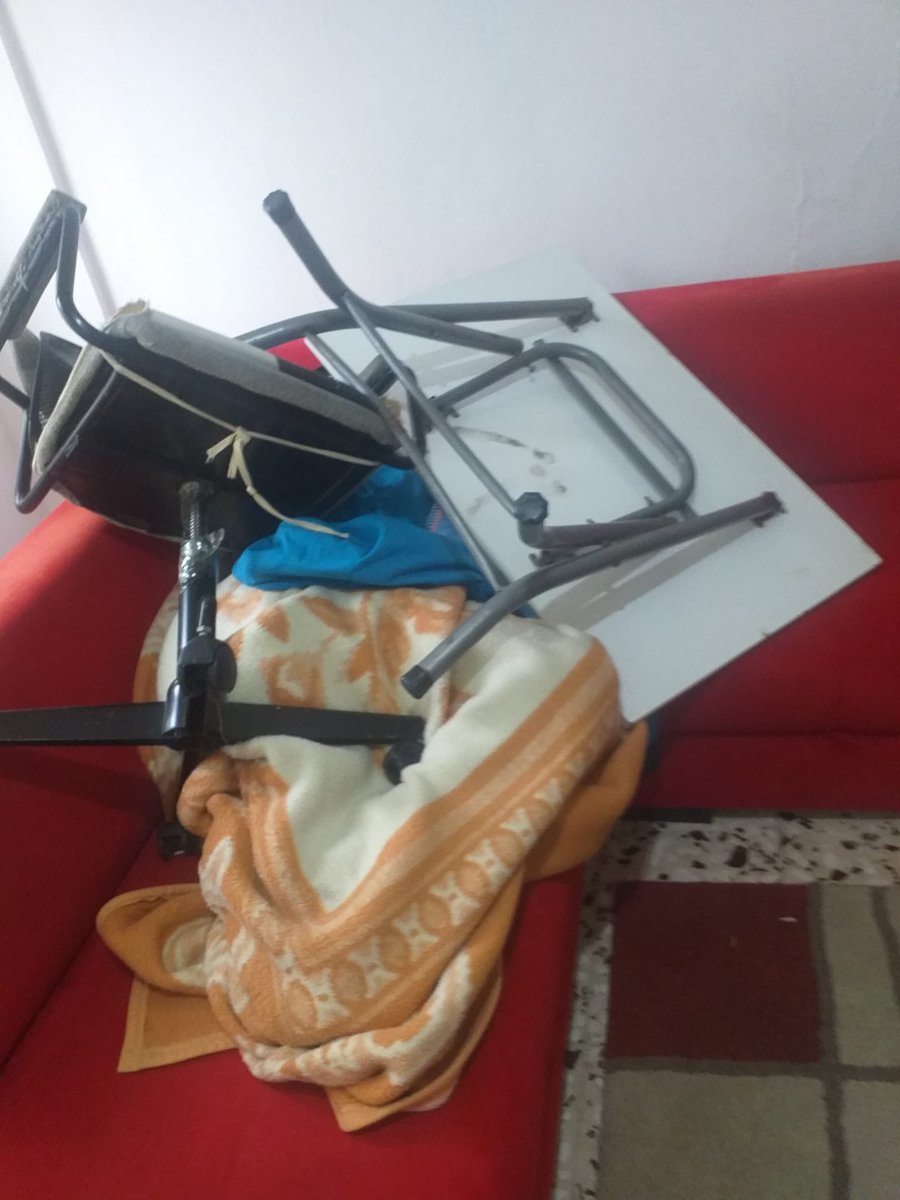 Orda yatan benim, çok şükür kalktım. Güzel dostlar biriktirin!