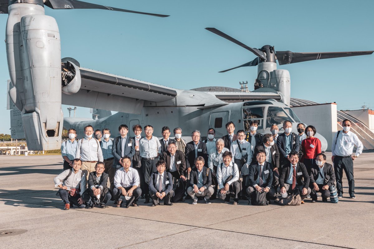 #Marines with <a href="/1stMAW_Marines/">1st MAW Marines</a> host Japanese local reporters for a tour of an MV-22 Osprey at Marine Corps Air Station Futenma, Okinawa, Japan.

This event provides the Japanese local population a better understanding of #MarineCorps equipment and capabilities.