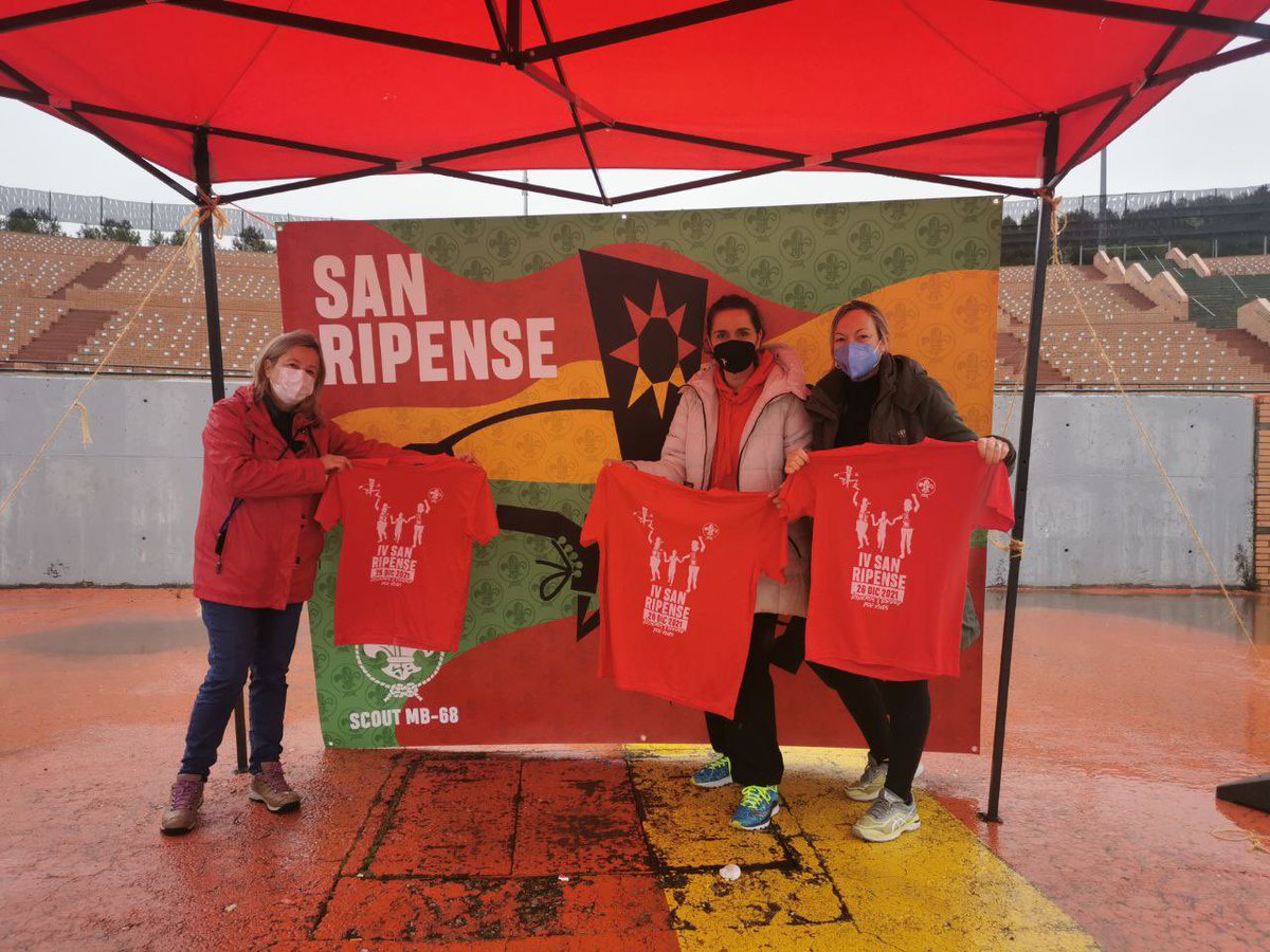 millanvmb's tweet photo. Objetivo cumplido! Pese a la lluvia #Rivas siempre cumple en la @SRipense 🏃🏻‍♀️🏃‍♂️
Última carrera del año con todas las medidas de seguridad! Allá vamos 2022! Gracias a tod@s l@s que la habéis hecho posible! 😉 https://t.co/CiDTmvzUgj