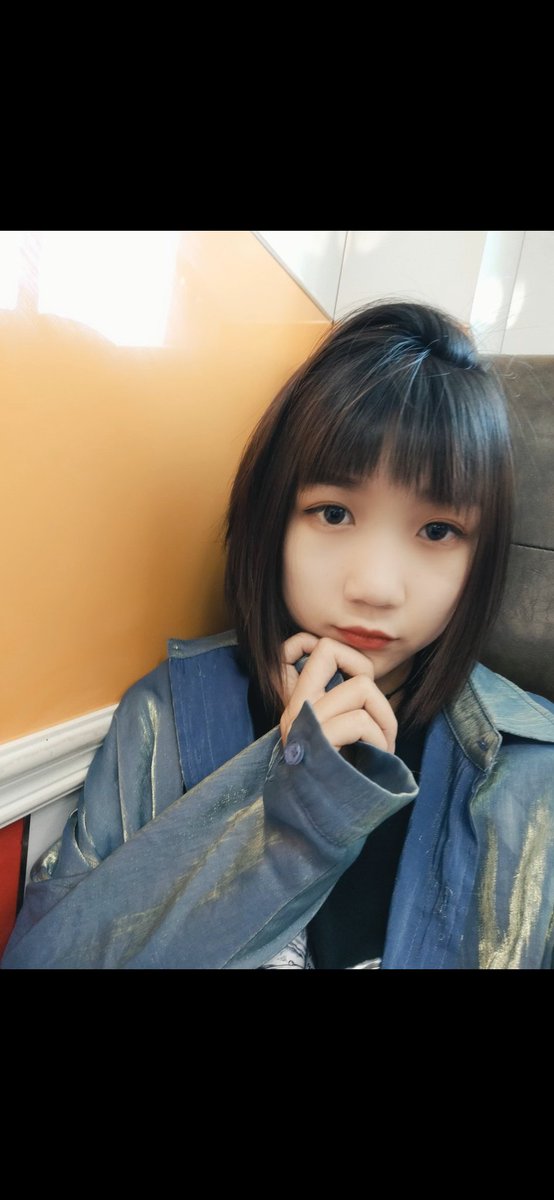 caohaidi521's tweet photo. 没有交作业的哥哥吗，再补发几张吧 https://t.co/FUsTX7E0KI