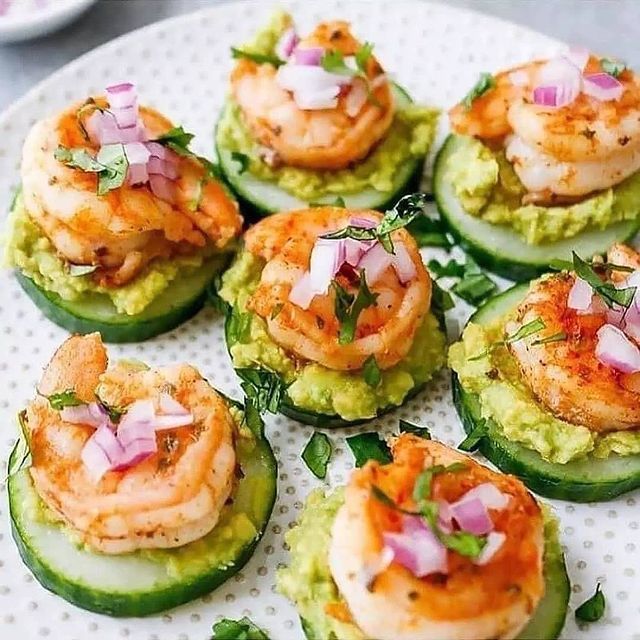 ketol0ve's tweet photo. Cucumber Bites With Smoky Shrimp &amp; Avocado 🥗

❤ Save this post for the recipe.

#ketofood #ketohealthy #ketoclarity #ketorecipes #ketotransformation #ketomadeeasy #lowcarbdiet https://t.co/KXH2yz1sOa