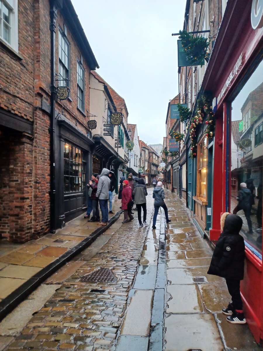 Oldthumper7 tweet media