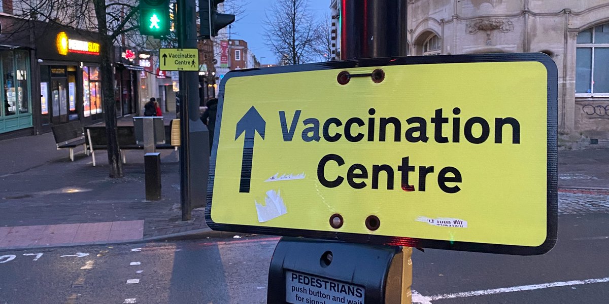 SuttonCouncil's tweet photo. Let's do everything we can to #KeepSuttonSafe and encourage friends and family to get the best protection against COVID 🛡️

Book your booster today online ➡️ https://t.co/mpiyWJXpmw https://t.co/WmQRz3MyMi