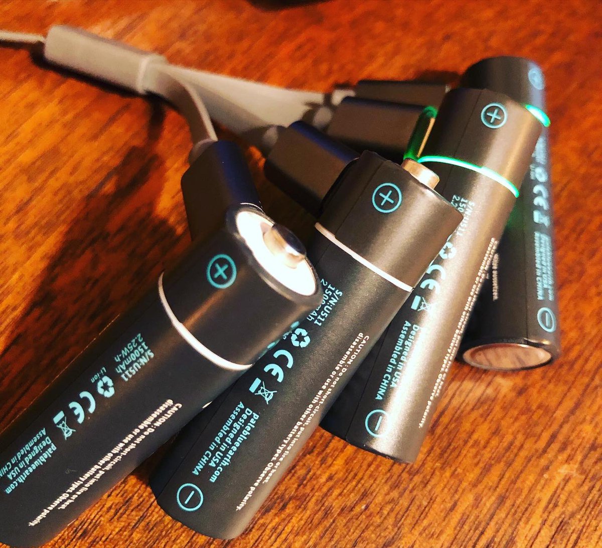 thetechprepper1's tweet photo. Merry Christmas, All! I just released the results of the Pale Blue Earth batteries on YouTube.
USB Rechargeable Lithium Ion Batteries - Pale Blue Earth
https://t.co/KAPZ1pyqRC
#thetechprepper #offgridpower #paleblueearth #prepper https://t.co/PIlm5zVU2H