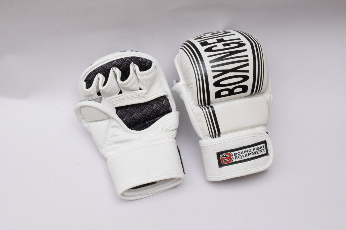boxingfighteq's tweet photo. Get Custom MMA Sparring Gloves
For ordering Dm us  
Whats app : 0092-305-6243217
E-mail : boxingfighteq@gmail.com
Web: https://t.co/3fENKE7Ymr
Boxing Fight Equipment
 #BFE  #boxingfightequipment  #boxingfightgear  #boxingfight  #MMAfight  #Boxingsupplier  #boxingmanufacturer https://t.co/eiPpP2EW75