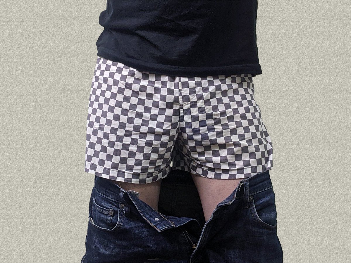 zzabokell's tweet photo. ボクシング・デーなのにボクサーパンツではなく、#トランクス です。
Boxing Day in my #boxers. https://t.co/6Go7tcFKtT
