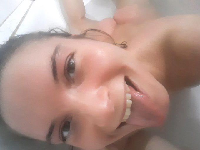 Kicsit pirultan a mai szoli ut&aacute;n 😜 https://t.co/LaxdMu072r