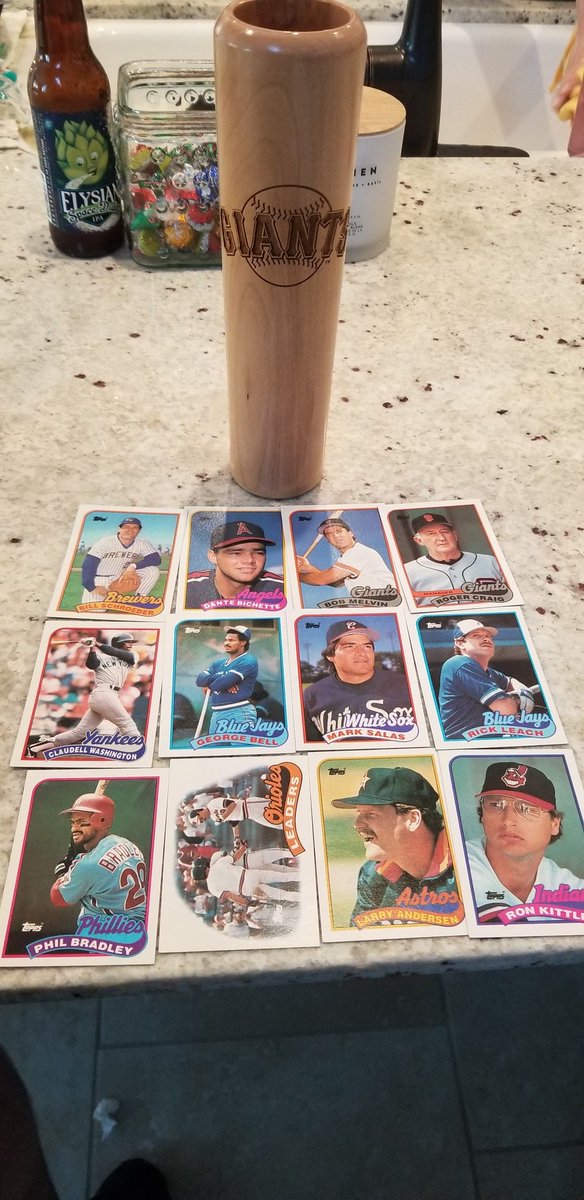 right247's tweet photo. @DugoutMugs 
Got a great gift last night....
On my way to the dentist now... I ate the gum.
#SFGiants https://t.co/OXo1gLHPBX