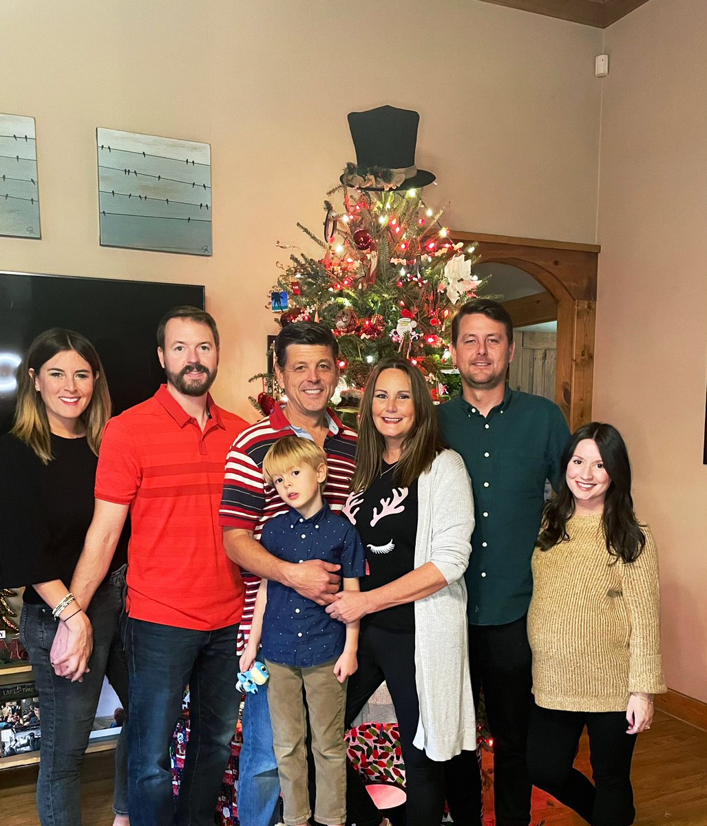 Tresbirds's tweet photo. Our last family photo without baby Alice ….. Our family is growing 💓 #MakeWay4Alice #DulworthPartyOf8 #ComingSoon https://t.co/Ca5b4mJtTk