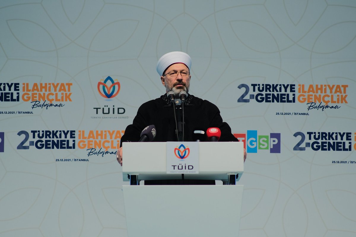Diyanet İşleri Başkanımız Prof. Dr. Sayın Ali Erbaş Beyefendi programımıza teşrif etti. Katılımlarından ötürü kendilerine teşekkür ederiz.
<a href="/DIBAliErbas/">Prof. Dr. Ali Erbaş</a>
