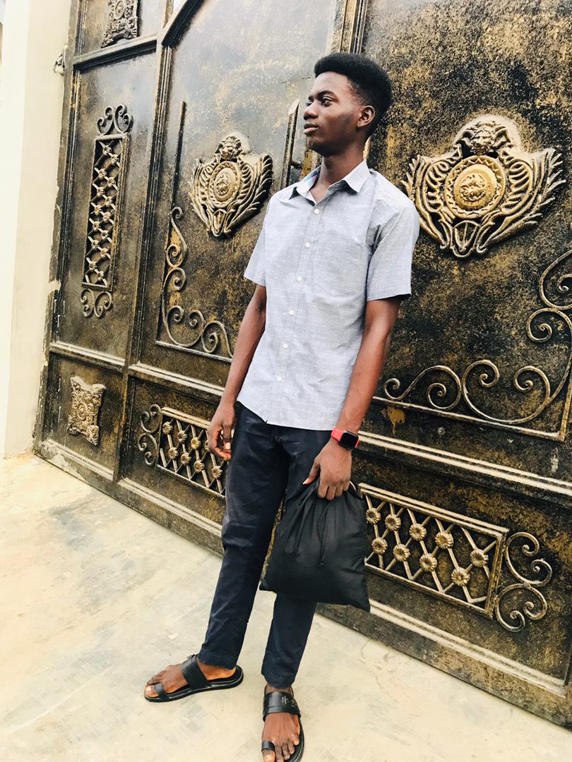FolawiyoFarouq's tweet photo. Take two. https://t.co/0KWJDwhwWg