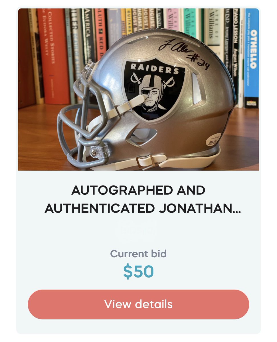 kerosenelamp's tweet photo. The #Raiders are in the thick of the playoff hunt! As part of our #31DaysofGenerosity fundraiser, we are auctioning off this mini helmet, autographed by hard-hitting safety Jonathan Abram! Place your bid before the auction ends this Friday! https://t.co/CDcdeeOV0Q #RaiderNation https://t.co/u1vNdclKjU