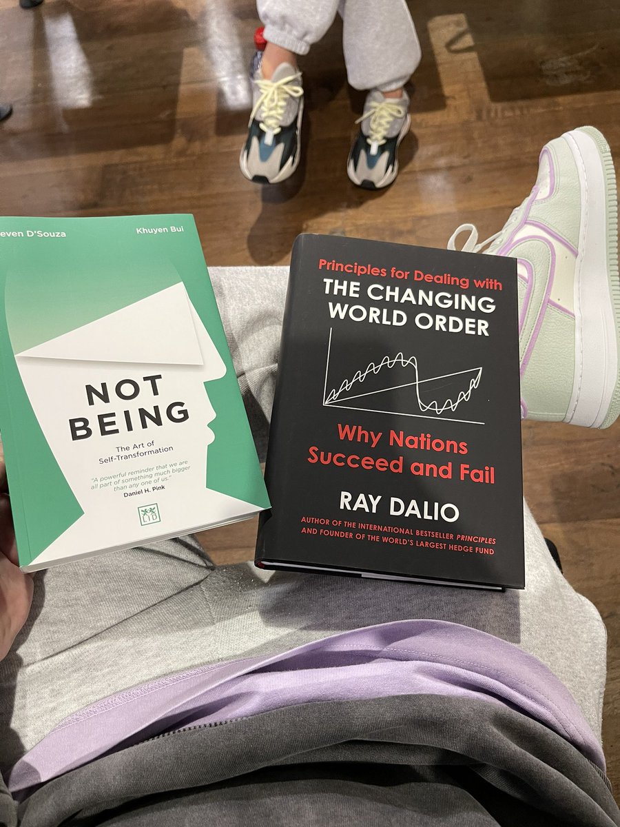 TorayKortan's tweet image. Off to Dubai for a week✌🏼

Cba with the UK. Exhausted after a ruthless year of grinding.

Picked up some new reads for the journey. Will be on a break, but it’s still business as usual 📈 Rest assured there will be plenty of FUD and more once I touchdown.