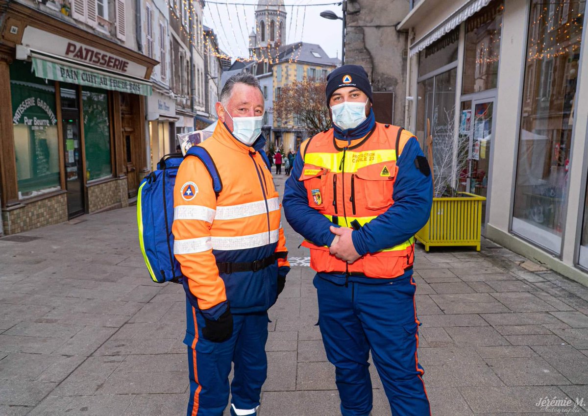 Des hommes et des femmes avec une volonté commune, celle de croire en l’engagement citoyen en France🇨🇵 et d’être acteur d’un bénévolat solidaire pour aider, secourir et former🔹️🔸️
