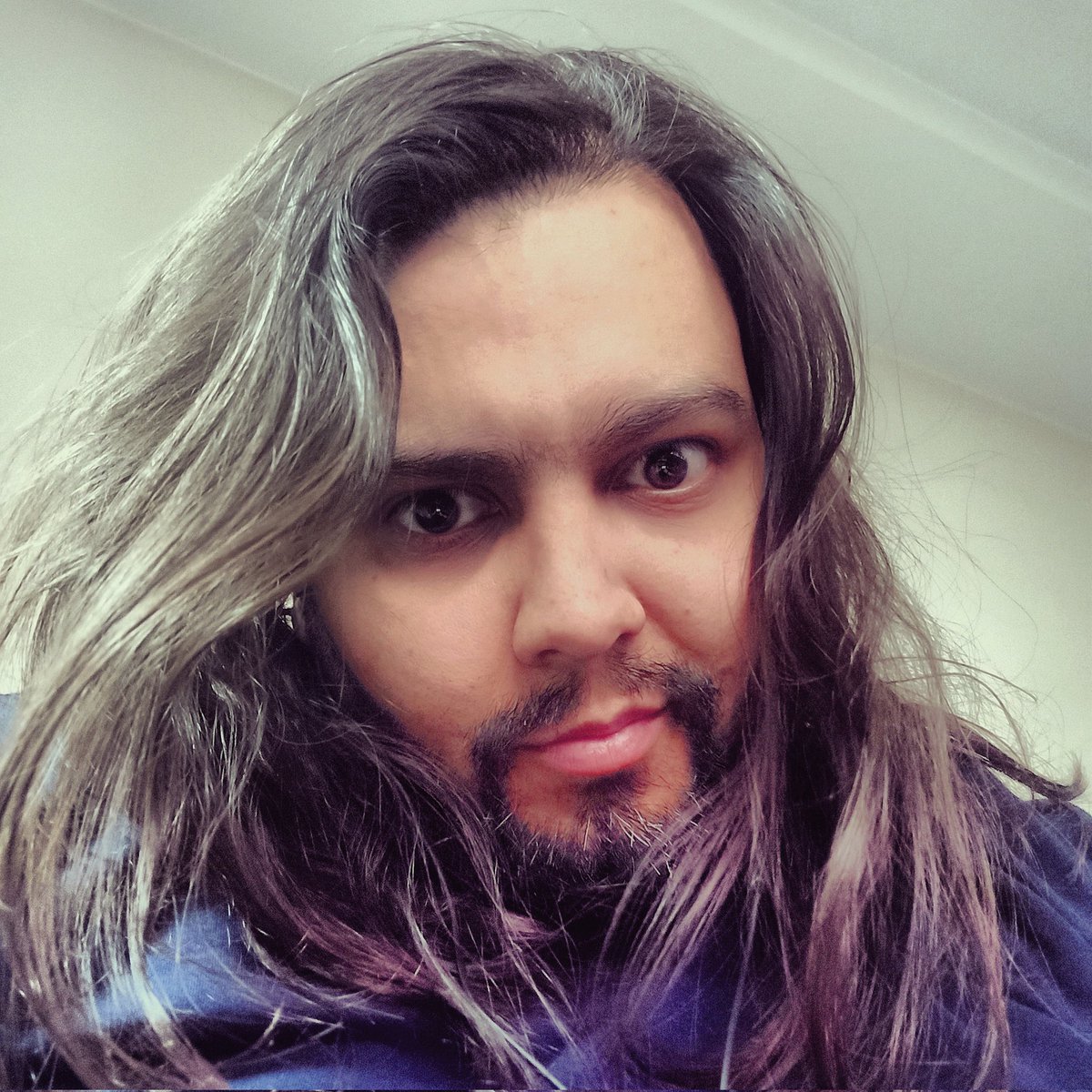 ACedKhosro's tweet photo. #NewProfilePic, Happy New Year https://t.co/H3wTaAIR9S