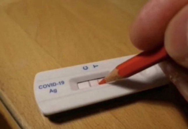 monsieurxanax's tweet photo. Mon niveau de motivation à retourner au taff demain : https://t.co/32wByOtyjj