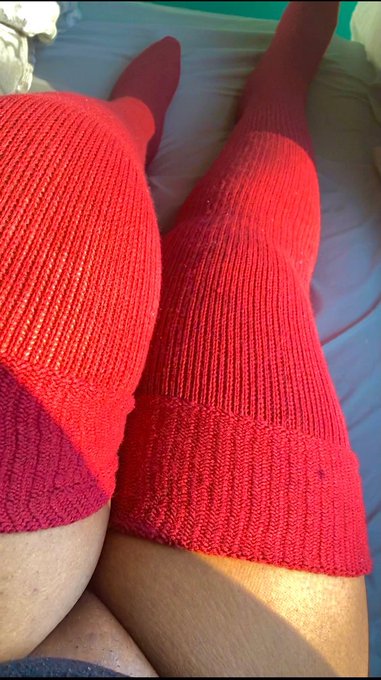 Basking in the sun on a winter day❄️  #ebonyteens #thickmas  #bbwgodddess #femdom  #thighsocks https://t<a href="/tag/ebonyteens"class="tags">#ebonyteens</a><a href="/tag/femdom"class="tags"><span>#femdom</span></a><a href="/tag/thighsocks"class="tags"><span>#thighsocks</span></a><a href="/tag/thickmas"class="tags"><span>#thickmas</span></a><a href="/tag/bbwgodddess"class="tags"><span>#bbwgodddess</span></a>