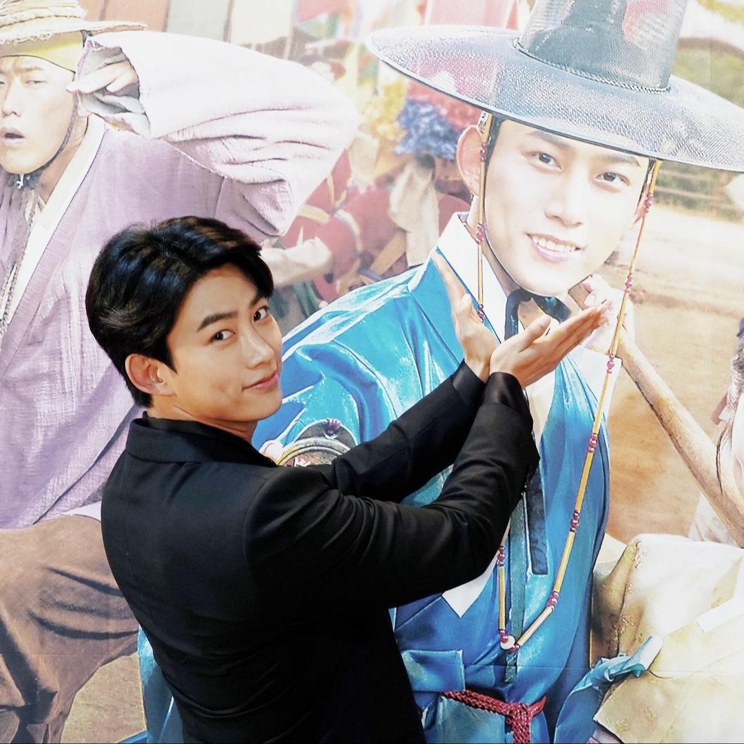 Happy birthday Ok Taecyeon!!            