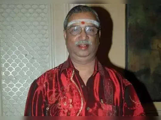 mkstalin's tweet image. பிரபல திரைப்படப் பாடகர் திரு. வழுவூர் மாணிக்க விநாயகம் அவர்களின் மறைவுக்கு ஆழ்ந்த இரங்கல்! 

தலைவர் கலைஞர் மீதும் என் மீதும் அன்பைப் பொழிந்து, பெயரைப் போலவே பண்பிலும் மாணிக்கமாக ஒளிர்ந்த அவரது பிரிவால் வாடும் அனைவருக்கும் ஆறுதலைத் தெரிவித்துக் கொள்கிறேன்.

facebook.com/31570246858963…