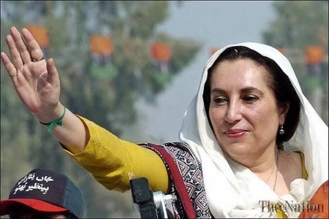 sydkashifhusain's tweet photo. “I believe that democracies do not go to war, that’s the lesson of history.” – Shaheed Mohterma Benazir Bhutto #WohLarkiLalQalandarThi https://t.co/vm9lYkloIf