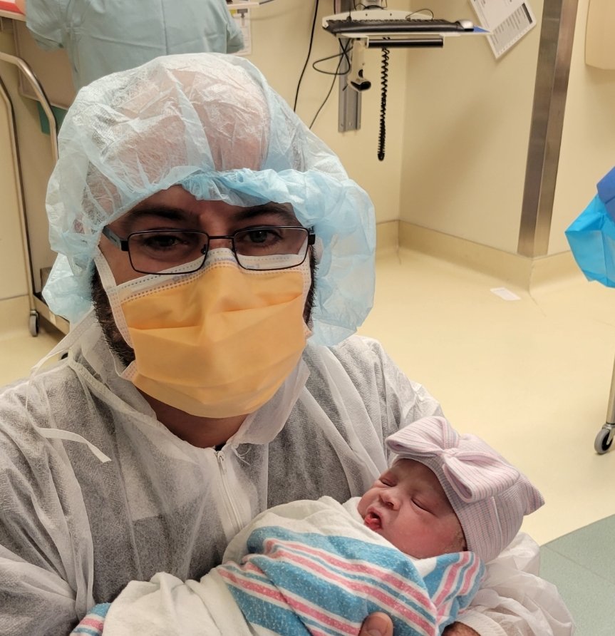 TAJODE's tweet photo. Hoy nació mi segunda hija, ya son tres retoños con mi hijo.
Algo que no les cae bien a los pro-abortistas.
Viva la vida, viva Dios Todopoderoso. https://t.co/9c2mpxiQ9O